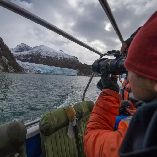 NAVEGANDOFIORDOS_TIERRADELFUEGO